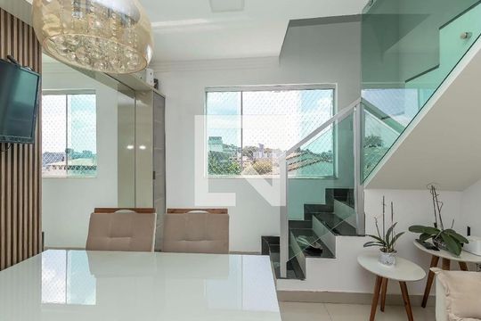 Apartamento para alugar com 3 quartos, 110m² em Candelária, Belo Horizonte