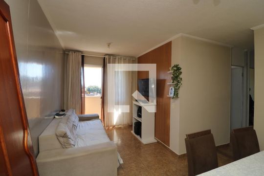 Apartamento para alugar com 3 quartos, 57m² em Parque Savoy City, São Paulo