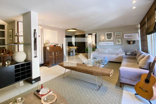Apartamento à venda com 3 quartos, 308m² em Santa Lúcia, Belo Horizonte
