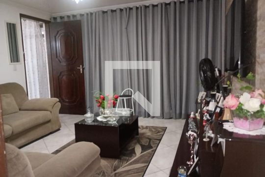 Casa à venda com 2 quartos, 200m² em Vila Joao Batista, São Paulo