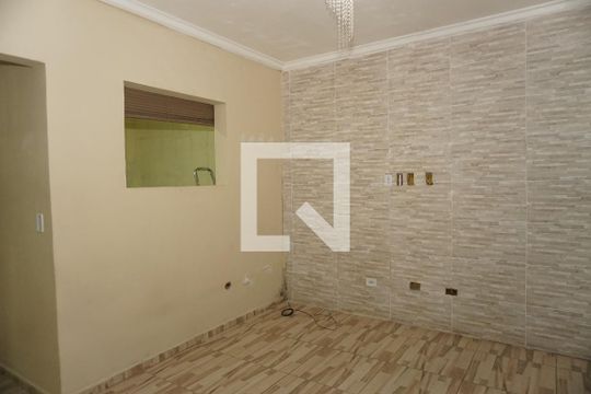 Casa para alugar com 3 quartos, 150m² em Jardim Sao Francisco, Embu das Artes