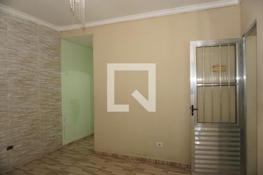 Casa para alugar com 3 quartos, 150m² em Jardim Sao Francisco, Embu das Artes