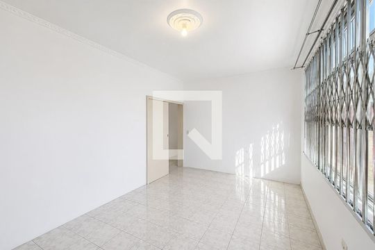 Casa para alugar com 3 quartos, 150m² em Barreiros, São José