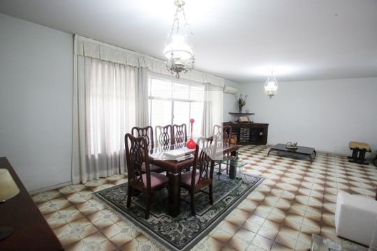 Casa à venda com 4 quartos, 650m² em Curicica, Rio de Janeiro