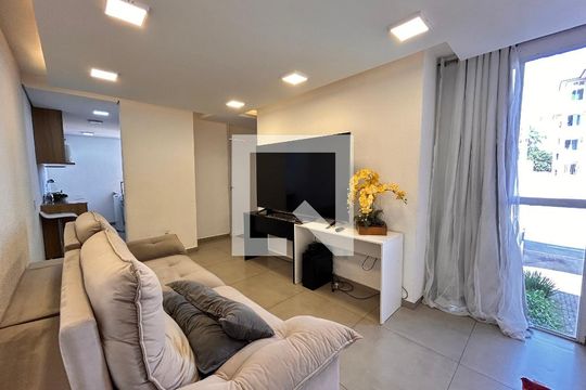 Apartamento à venda com 2 quartos, 67m² em Pedra Azul, Contagem