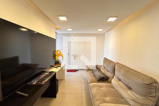 Apartamento à venda com 2 quartos, 67m² em Pedra Azul, Contagem