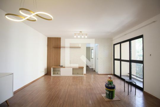 Apartamento para alugar com 2 quartos, 68m² em Jardim Henriqueta, Taboão da Serra