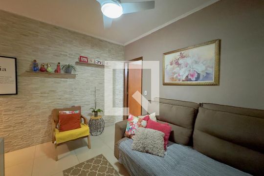 Casa para alugar com 2 quartos, 125m² em Jardim Las Vegas, Guarulhos