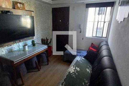 Apartamento à venda com 3 quartos, 56m² em Conjunto Residencial José Bonifácio, São Paulo