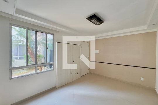 Apartamento para alugar com 2 quartos, 42m² em Vila Alzira, Guarulhos