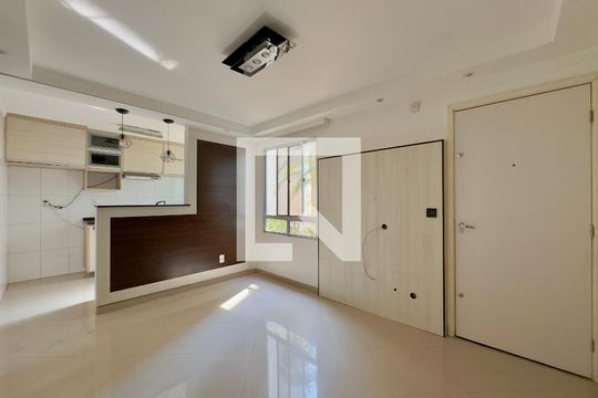Apartamento para alugar com 2 quartos, 42m² em Vila Alzira, Guarulhos