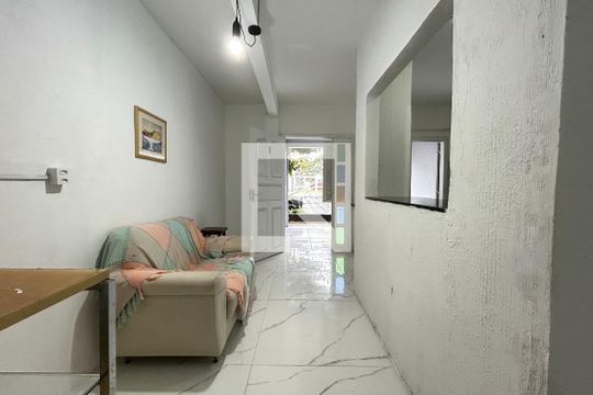 Apartamento para alugar com 2 quartos, 75m² em Morro das Pedras, Florianópolis