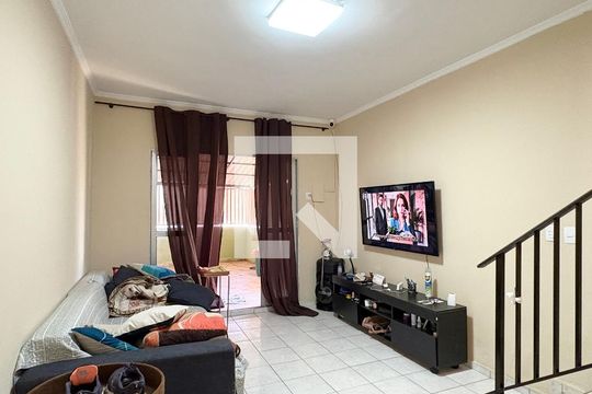 Casa à venda com 2 quartos, 50m² em Vila Cruz das Almas, São Paulo