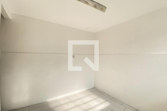 Casa para alugar com 1 quarto, 130m² em Vila Ré, São Paulo