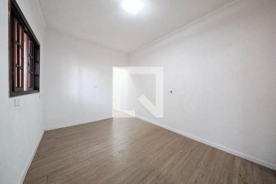 Casa para alugar com 2 quartos, 75m² em Vila Paulistania, São Paulo