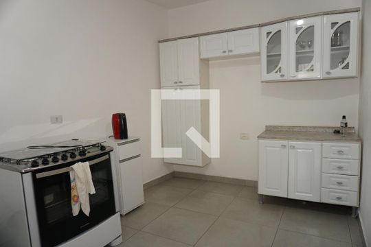 Casa para alugar com 2 quartos, 110m² em Parque Fernanda, Embu das Artes