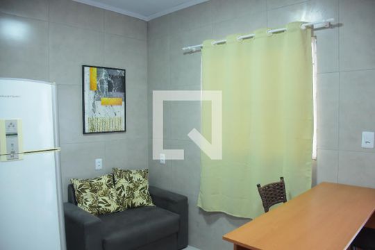 Casa para alugar com 1 quarto, 30m² em Vila Nova Canarinho, Cachoeirinha