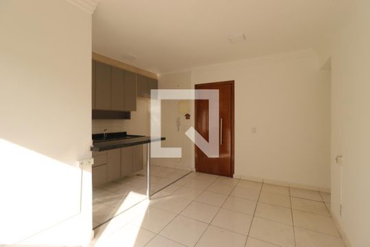 Apartamento para alugar com 2 quartos, 50m² em Parque Erasmo Assunção, Santo André