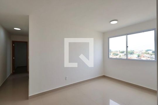 Apartamento para alugar com 2 quartos, 43m² em Vila Satúrnia, Campinas