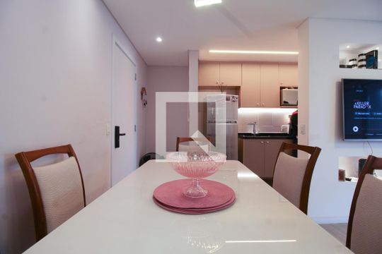Apartamento à venda com 2 quartos, 59m² em Parque Sao Domingos, São Paulo