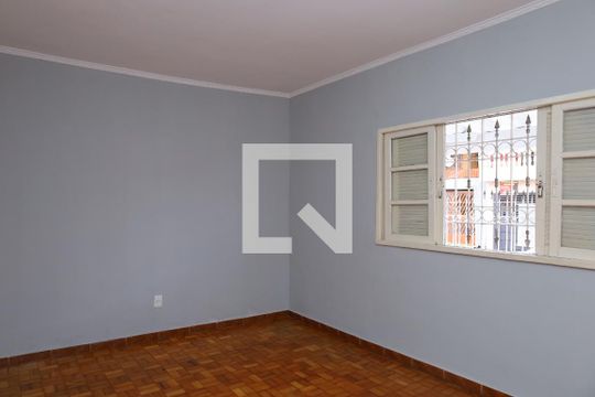 Casa para alugar com 1 quarto, 50m² em Vila Rosaria, São Paulo