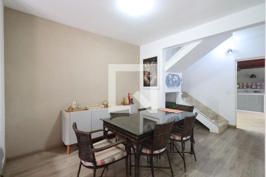 Casa de Condomínio para alugar com 3 quartos, 180m² em Parque dos Lagos, Ribeirão Preto
