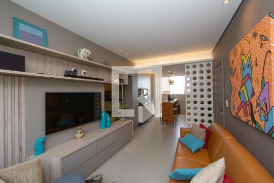 Apartamento à venda com 3 quartos, 135m² em Barroca, Belo Horizonte