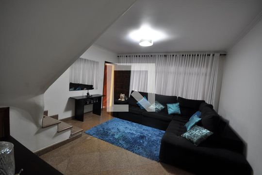 Casa para alugar com 3 quartos, 100m² em Carandiru, São Paulo