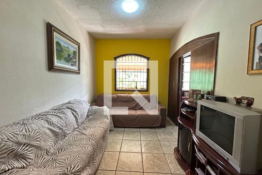 Casa à venda com 3 quartos, 180m² em Xangrilá (justinópolis), Contagem