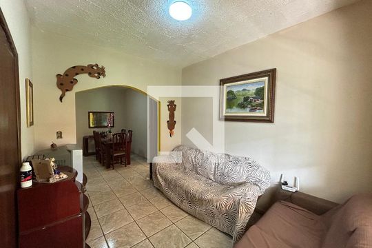 Casa à venda com 3 quartos, 180m² em Xangrilá (justinópolis), Contagem