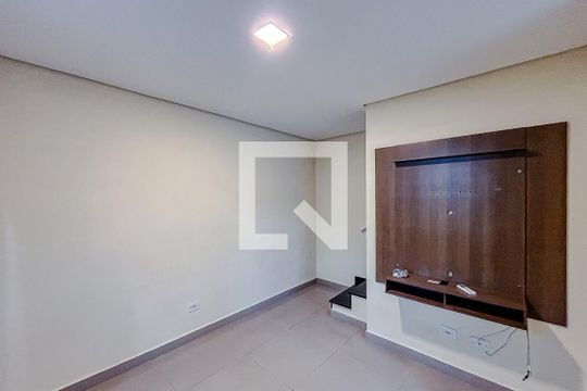 Casa à venda com 2 quartos, 70m² em Vila Aricanduva, São Paulo