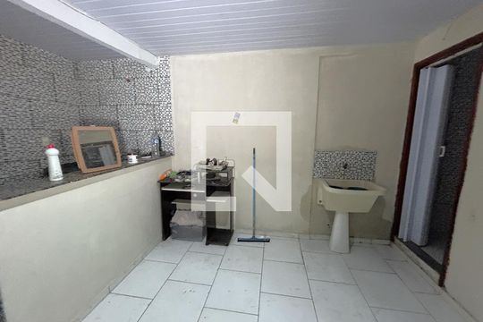 Apartamento para alugar com 1 quarto, 36m² em Anchieta, Nilópolis