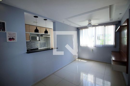 Apartamento para alugar com 2 quartos, 52m² em Parada de Lucas, Rio de Janeiro