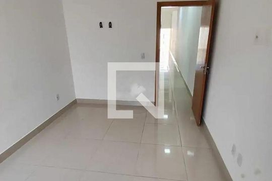 Casa à venda com 2 quartos, 90m² em Residencial Itaipú, Goiânia