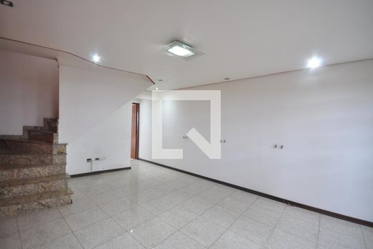 Casa à venda com 3 quartos, 165m² em Jardim Virginia Bianca, São Paulo