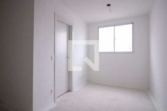 Apartamento à venda com 2 quartos, 35m² em Cidade São Mateus, São Paulo