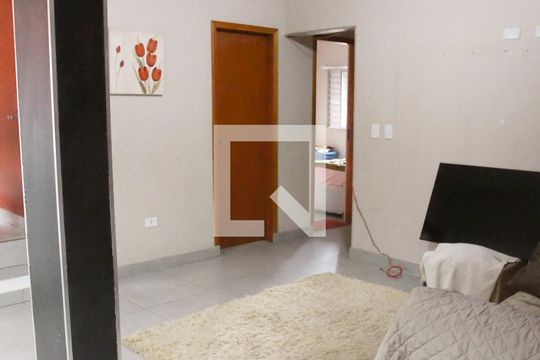 Casa para alugar com 3 quartos, 100m² em Jardim das Flores, São Paulo