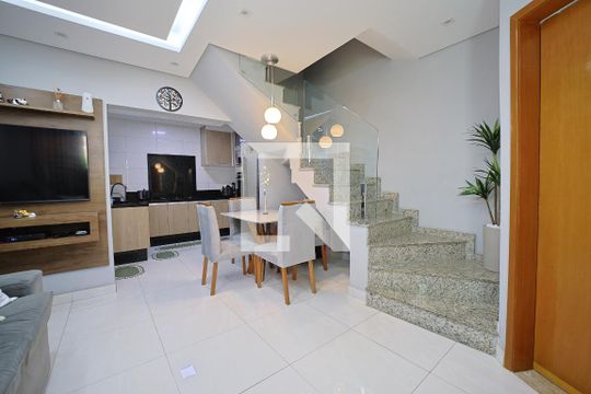 Casa de Condomínio à venda com 2 quartos, 70m² em Cidade Patriarca, São Paulo