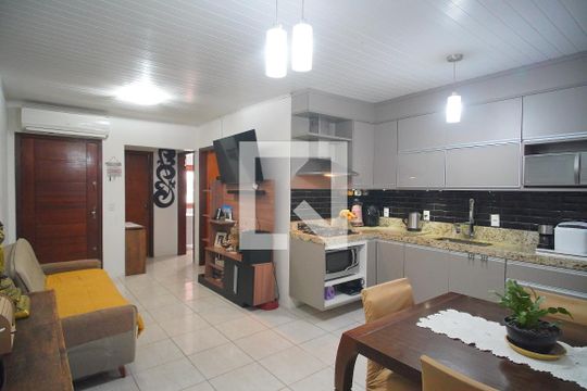 Casa à venda com 2 quartos, 76m² em Loteamento Parque Recreio, São Leopoldo