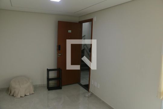 Apartamento para alugar com 2 quartos, 60m² em Jardim Alvorada, Nova Iguaçu