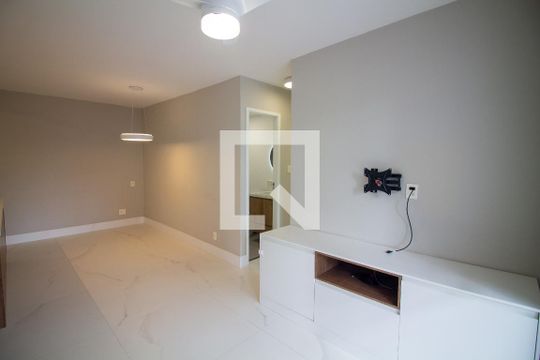 Apartamento à venda com 2 quartos, 64m² em Chácara Santo Antônio, São Paulo
