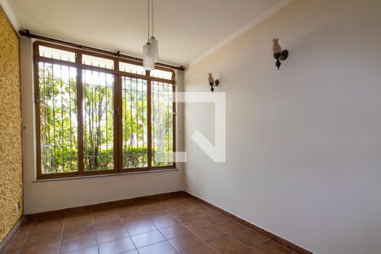 Casa para alugar com 4 quartos, 154m² em Grupo Residencial do Iapc, Campinas