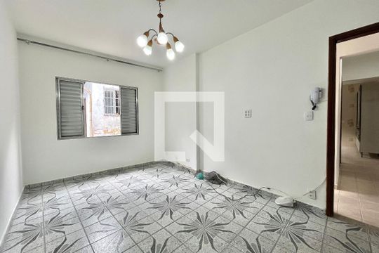 Casa para alugar com 3 quartos, 80m² em Jardim Jabaquara, São Paulo