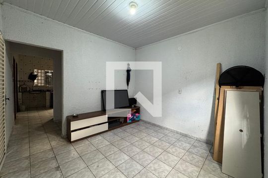 Casa para alugar com 2 quartos, 95m² em Conjunto 9, Brasília