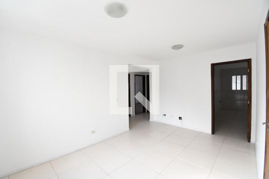 Sala de apartamento à venda com 3 quartos, 61m² em Bacacheri, Curitiba
