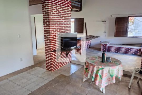 Casa para alugar com 3 quartos, 240m² em Praia do Flamengo, Salvador