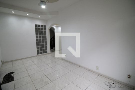 Casa de Condomínio à venda com 3 quartos, 192m² em Jacarepaguá, Rio de Janeiro