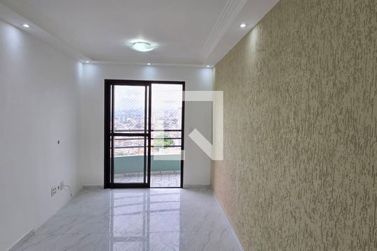 Apartamento para alugar com 3 quartos, 64m² em Gopouva, Guarulhos
