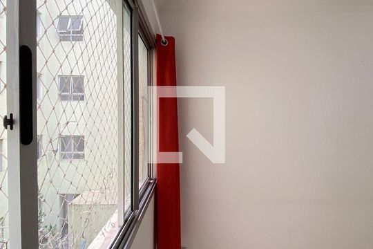 Apartamento para alugar com 2 quartos, 45m² em Ayrosa, Osasco