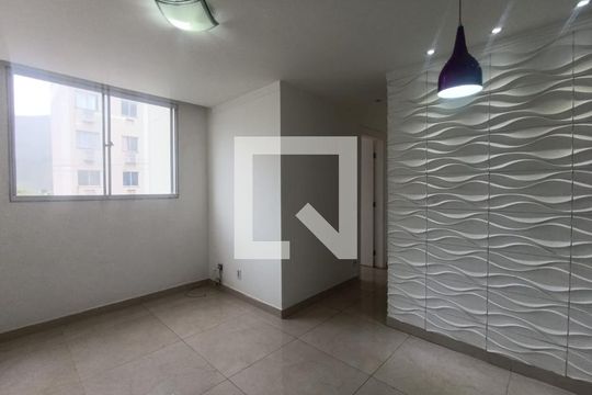 Apartamento para alugar com 2 quartos, 52m² em Jardim Alvorada, Nova Iguaçu